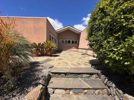 featured image of 6940 Beagle St