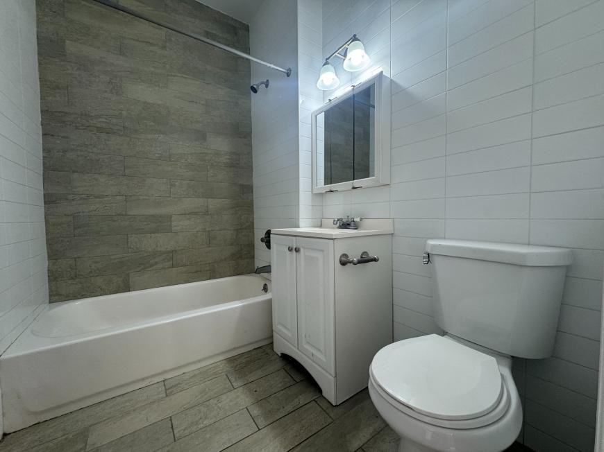 3924 Broadway - Photo 7 of 10