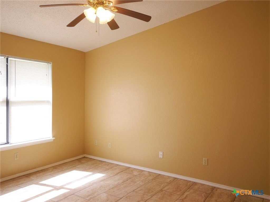 1510 Westway Dr - Photo 5 of 12