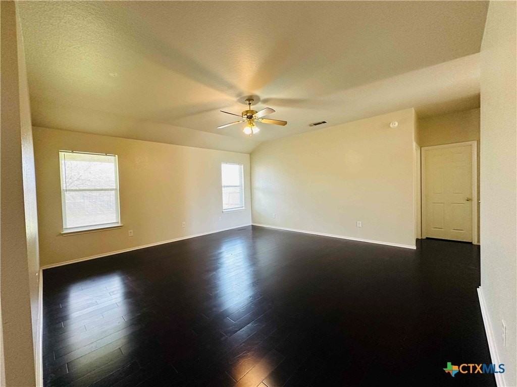 1601 Schottische Ln - Photo 3 of 17