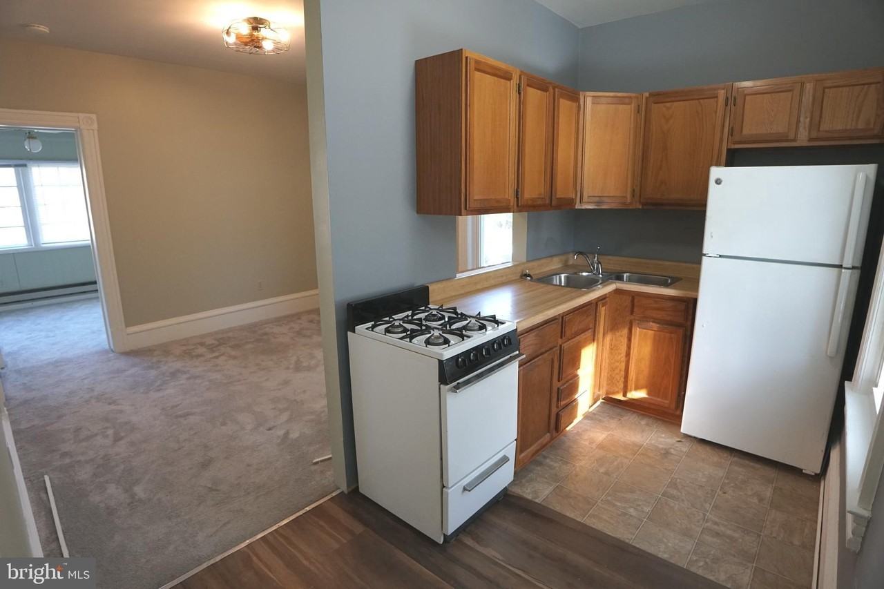 1000 Edmondson Ave Unit 4 - Photo 3 of 11