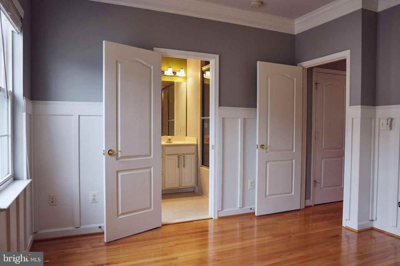 4324 Talmadge Cir - Photo 5 of 15