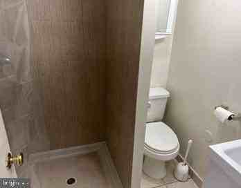 1713 Scotchbrook Dr Unit A - Photo 6 of 12