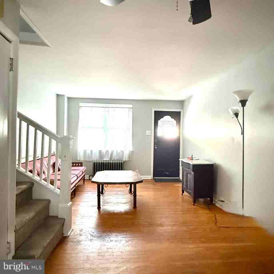 1215 S Marshall St - Photo 6 of 18