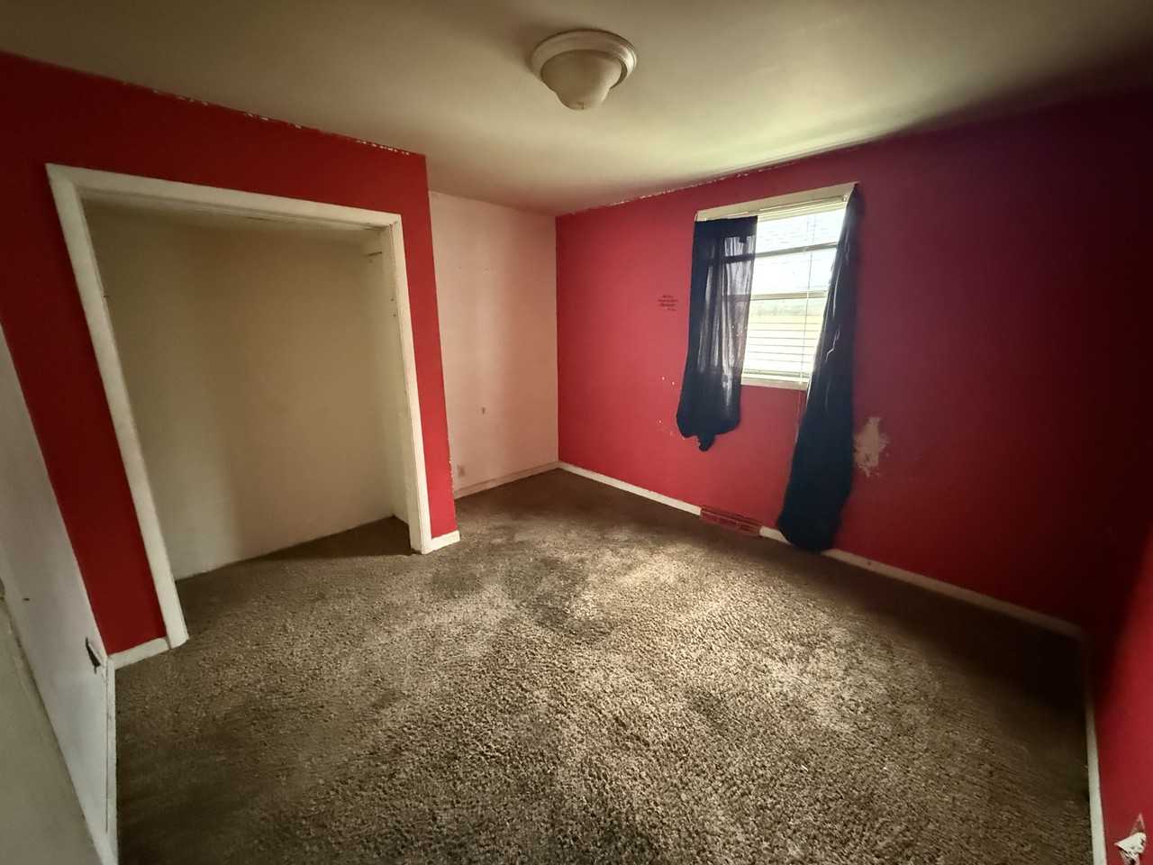 913 Maple St #1 - Photo 5 of 9