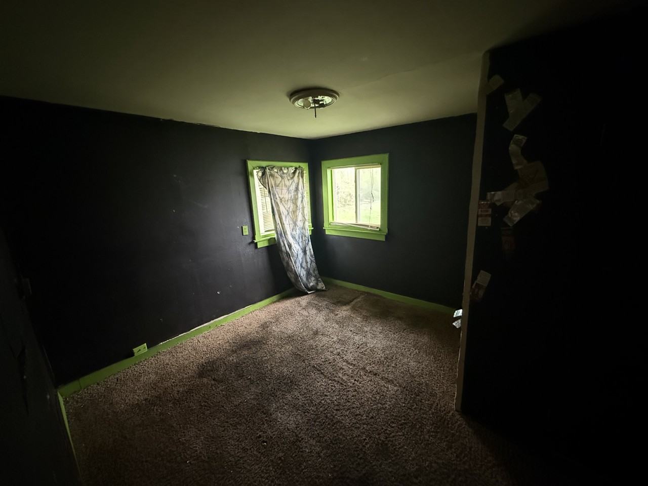 913 Maple St #1 - Photo 7 of 9