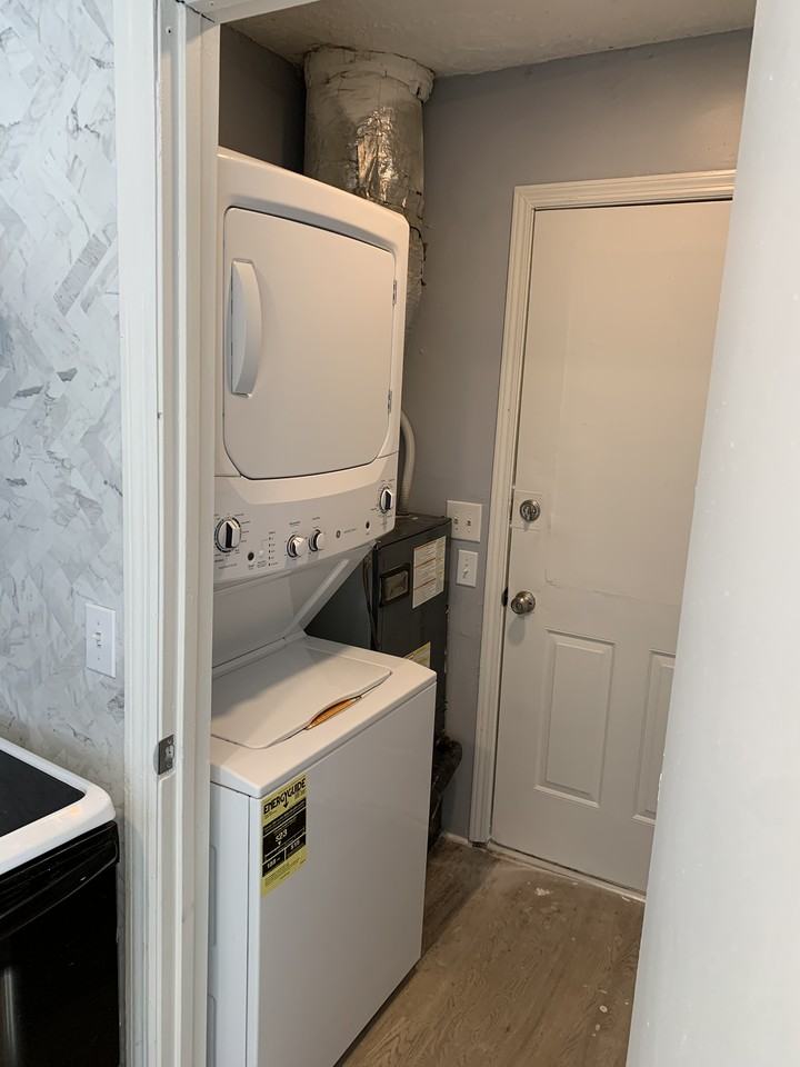 3311 Chesapeake Cir #1 - Photo 5 of 14