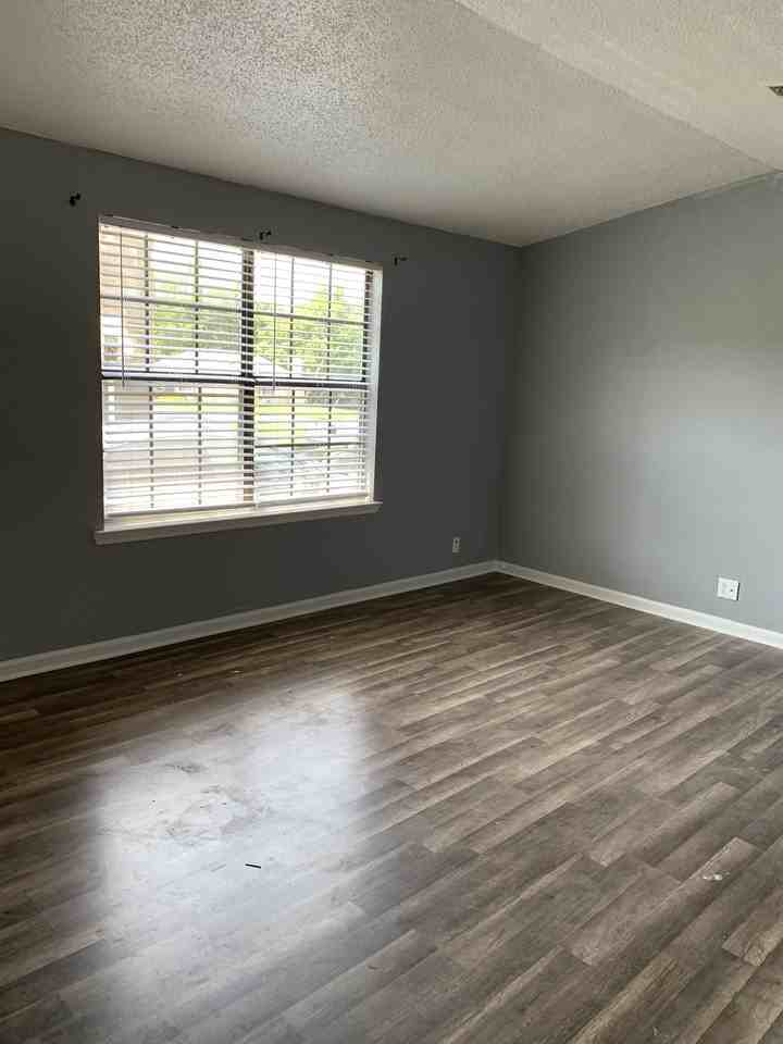 3311 Chesapeake Cir #1 - Photo 6 of 14