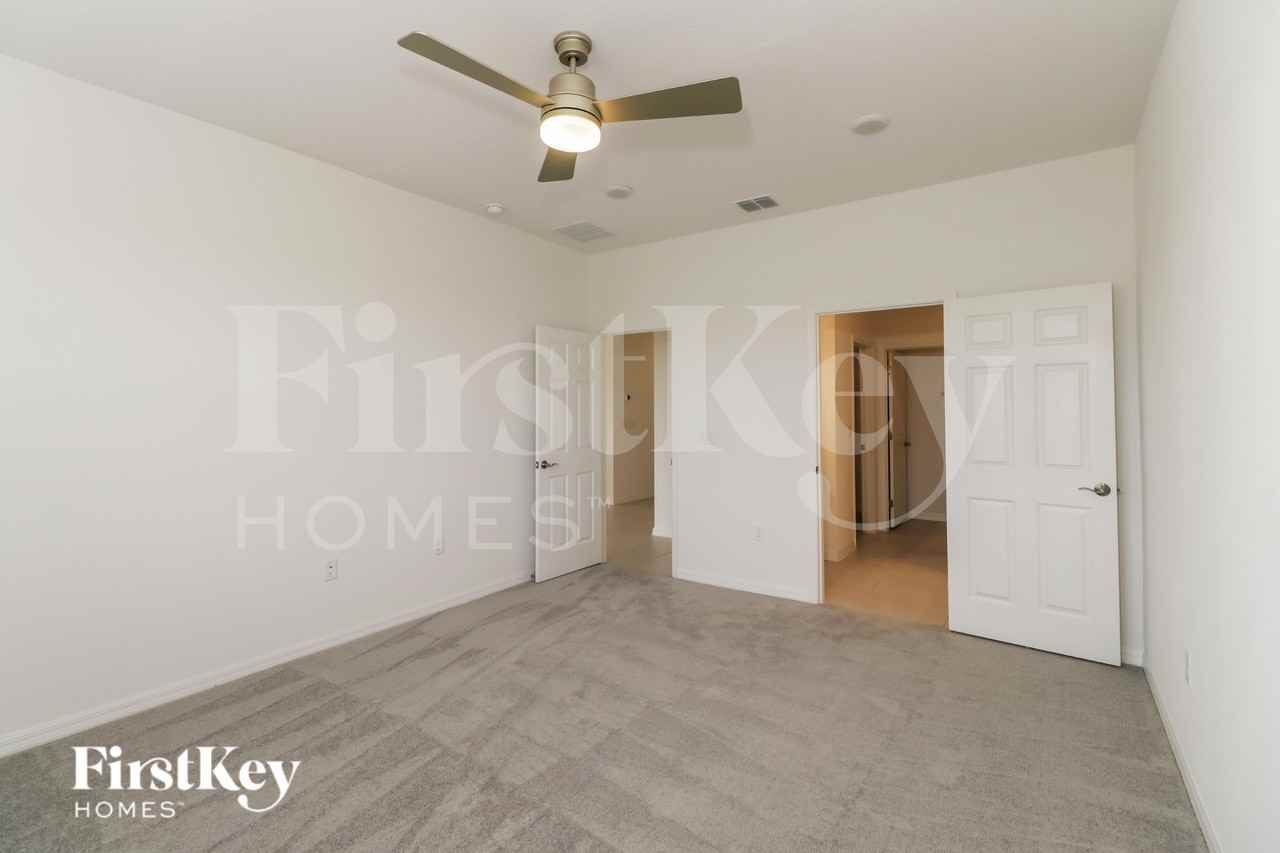 584 Crown Rose Dr - Photo 6 of 16