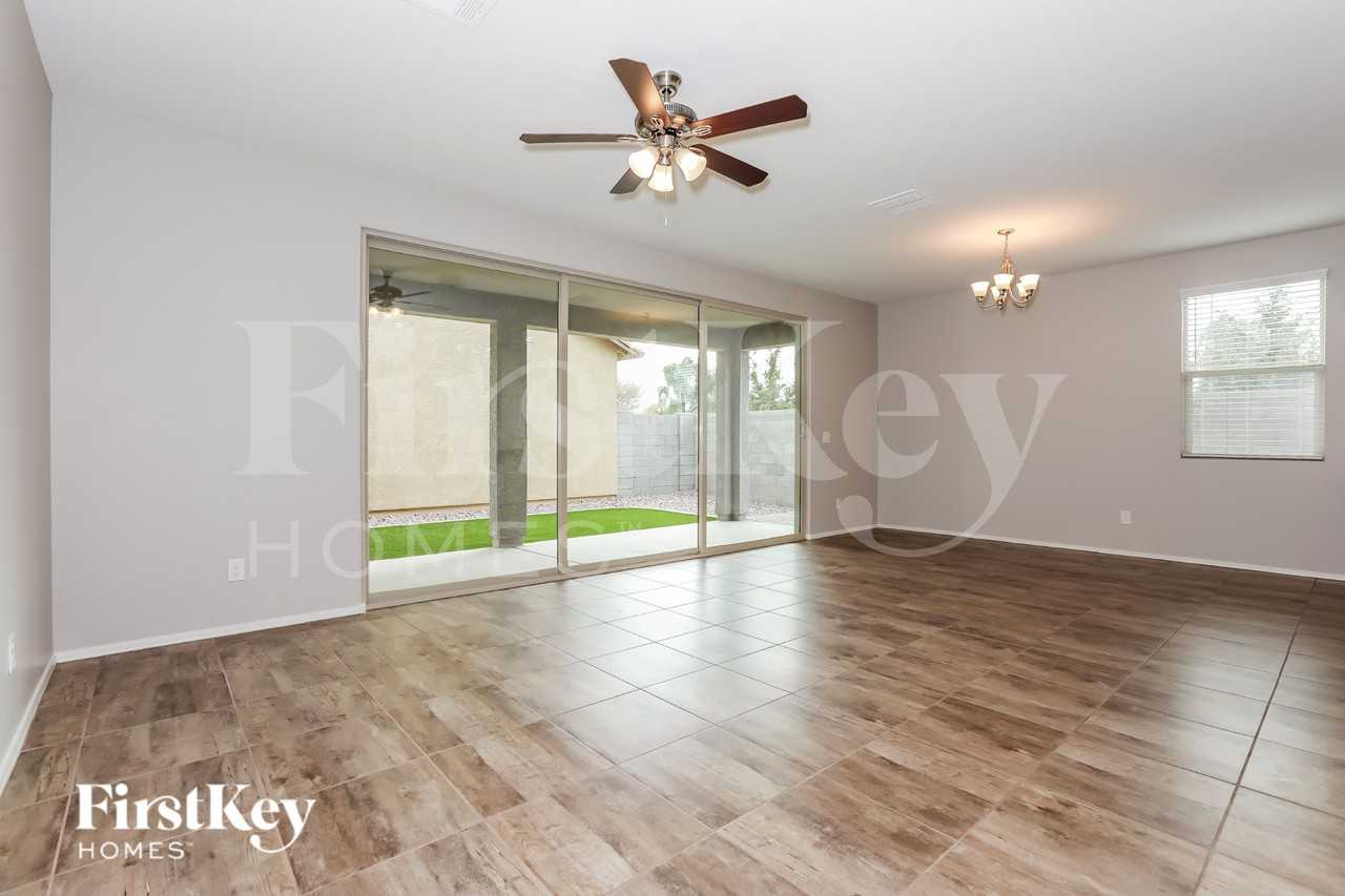 1157 S Amulet - Photo 2 of 15