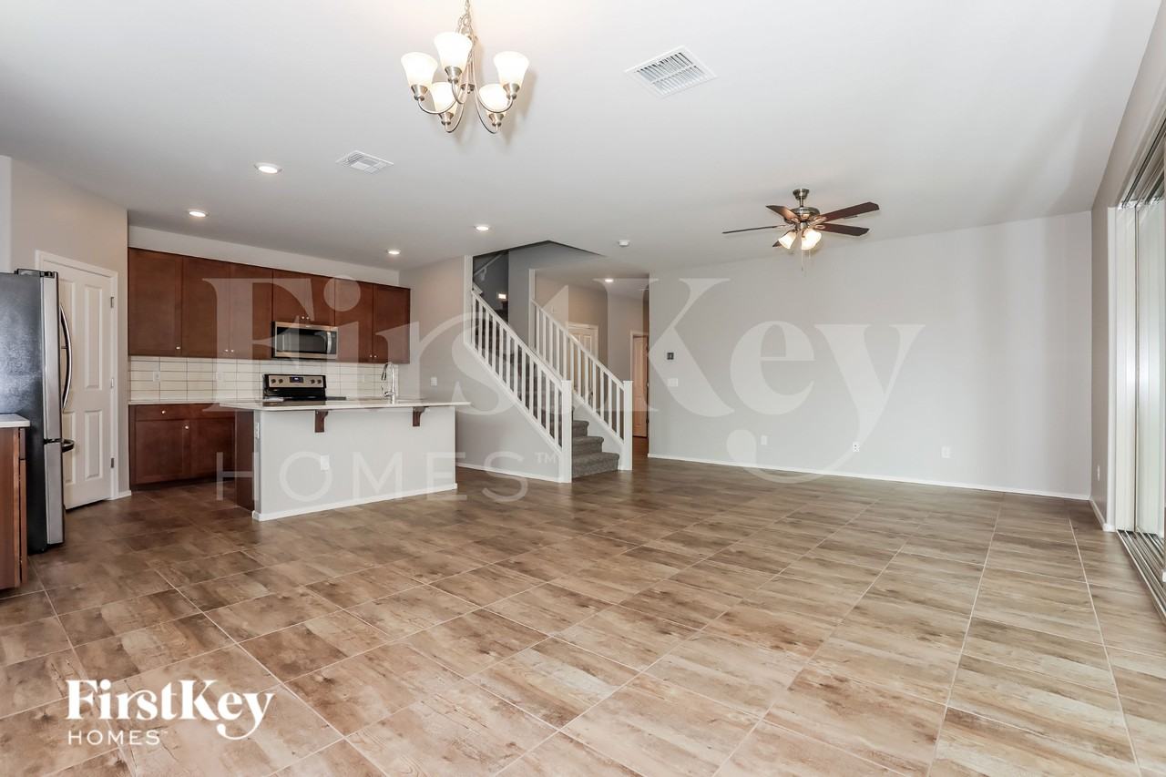 1157 S Amulet - Photo 3 of 15