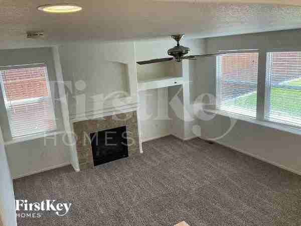 25028 E Canal Pl - Photo 2 of 11