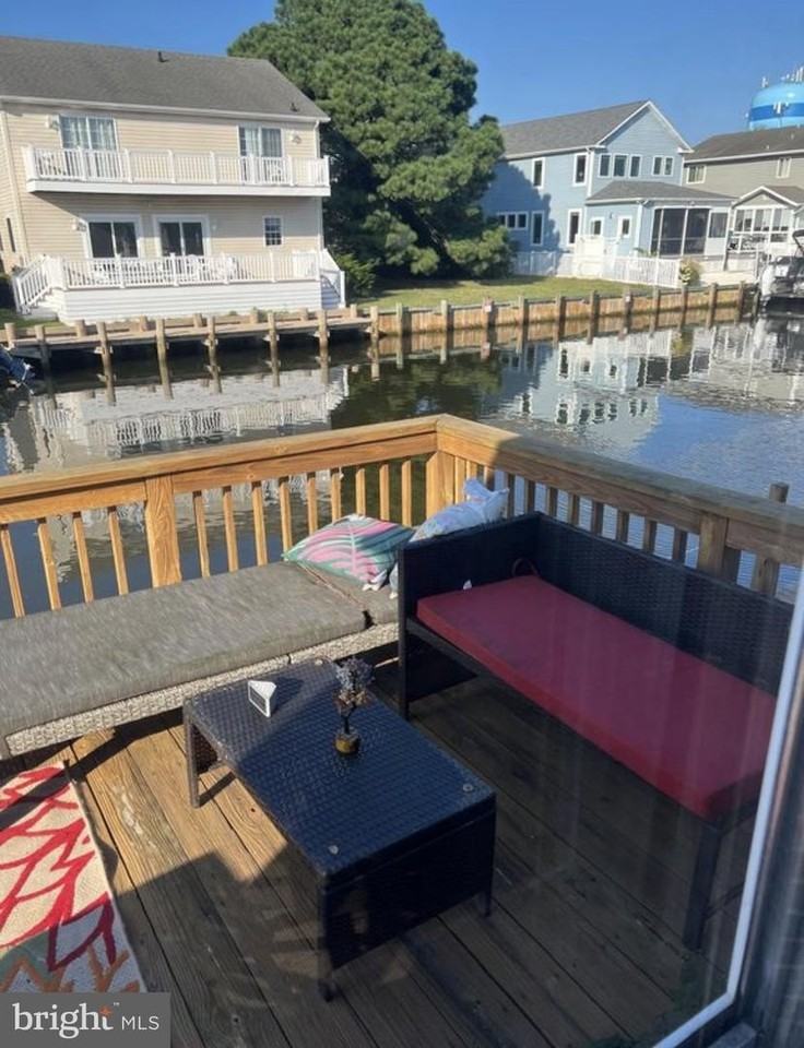 142 Peachtree Rd - Photo 2 of 14