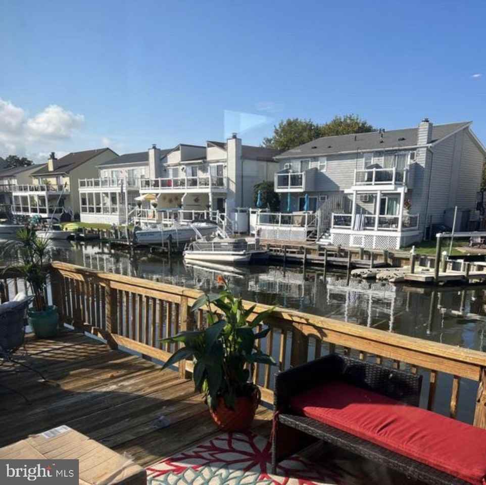 142 Peachtree Rd - Photo 4 of 14