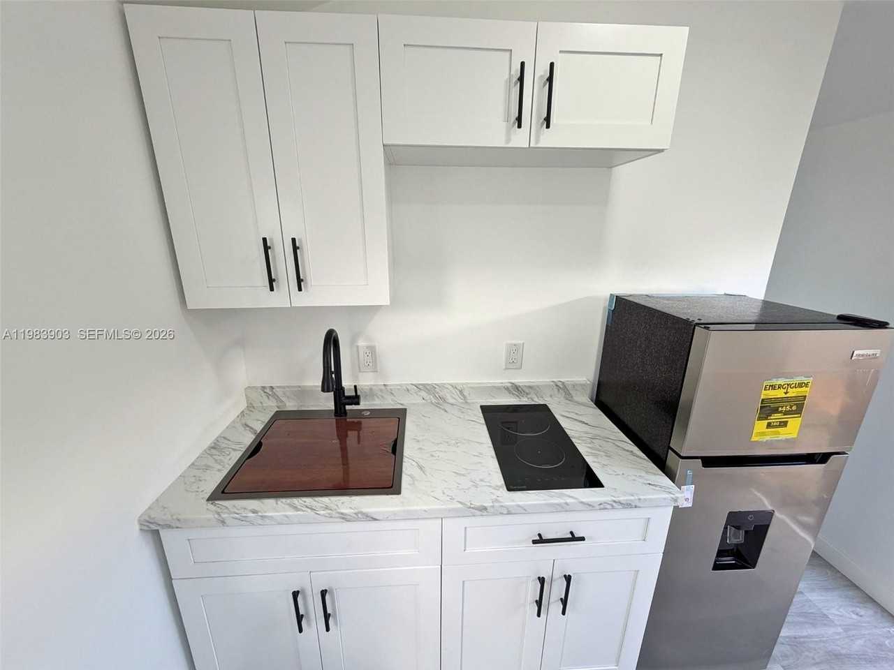 9255 Sw 43rd Ter #REAR - Photo 3 of 21