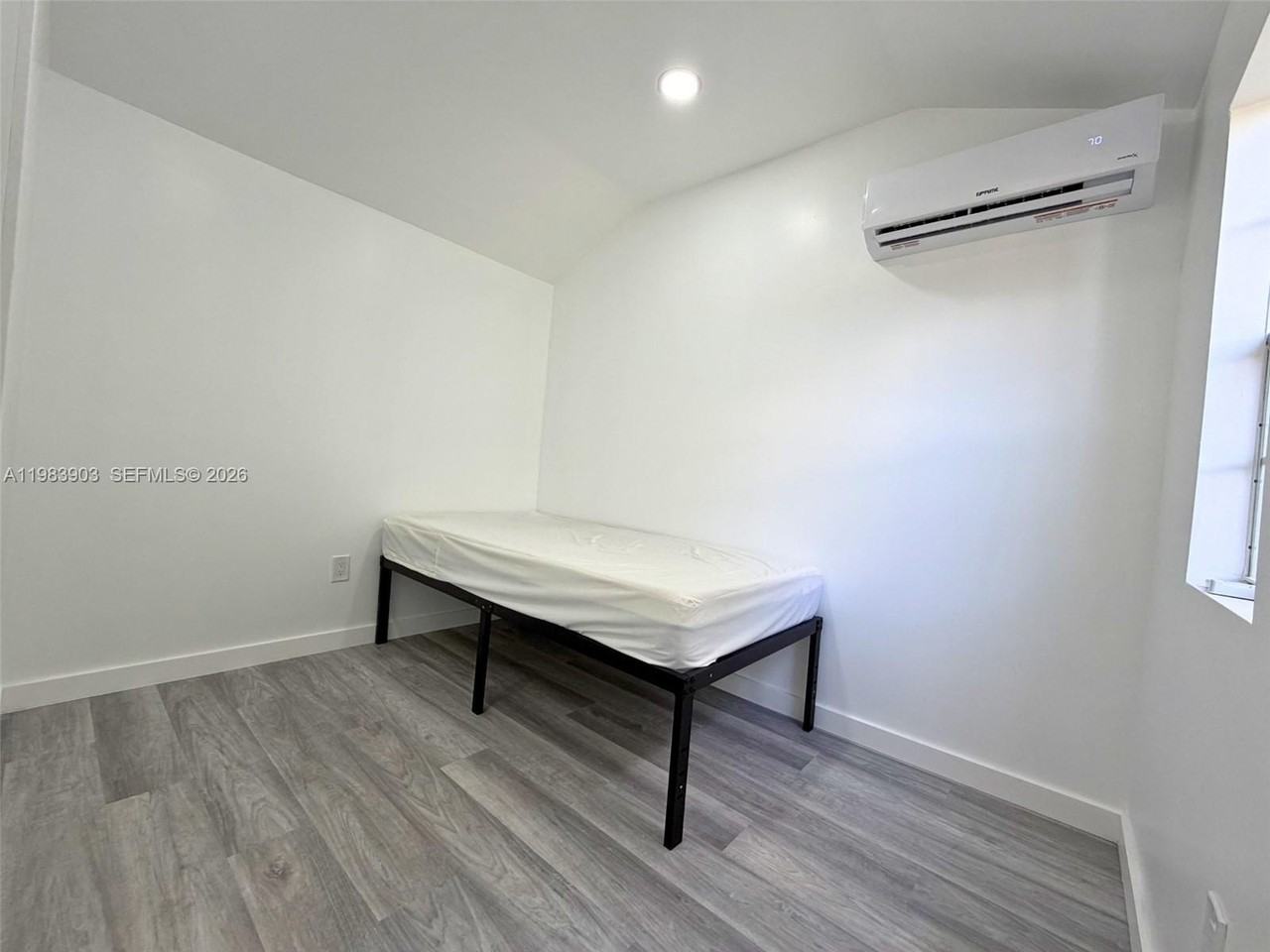 9255 Sw 43rd Ter #REAR - Photo 4 of 21