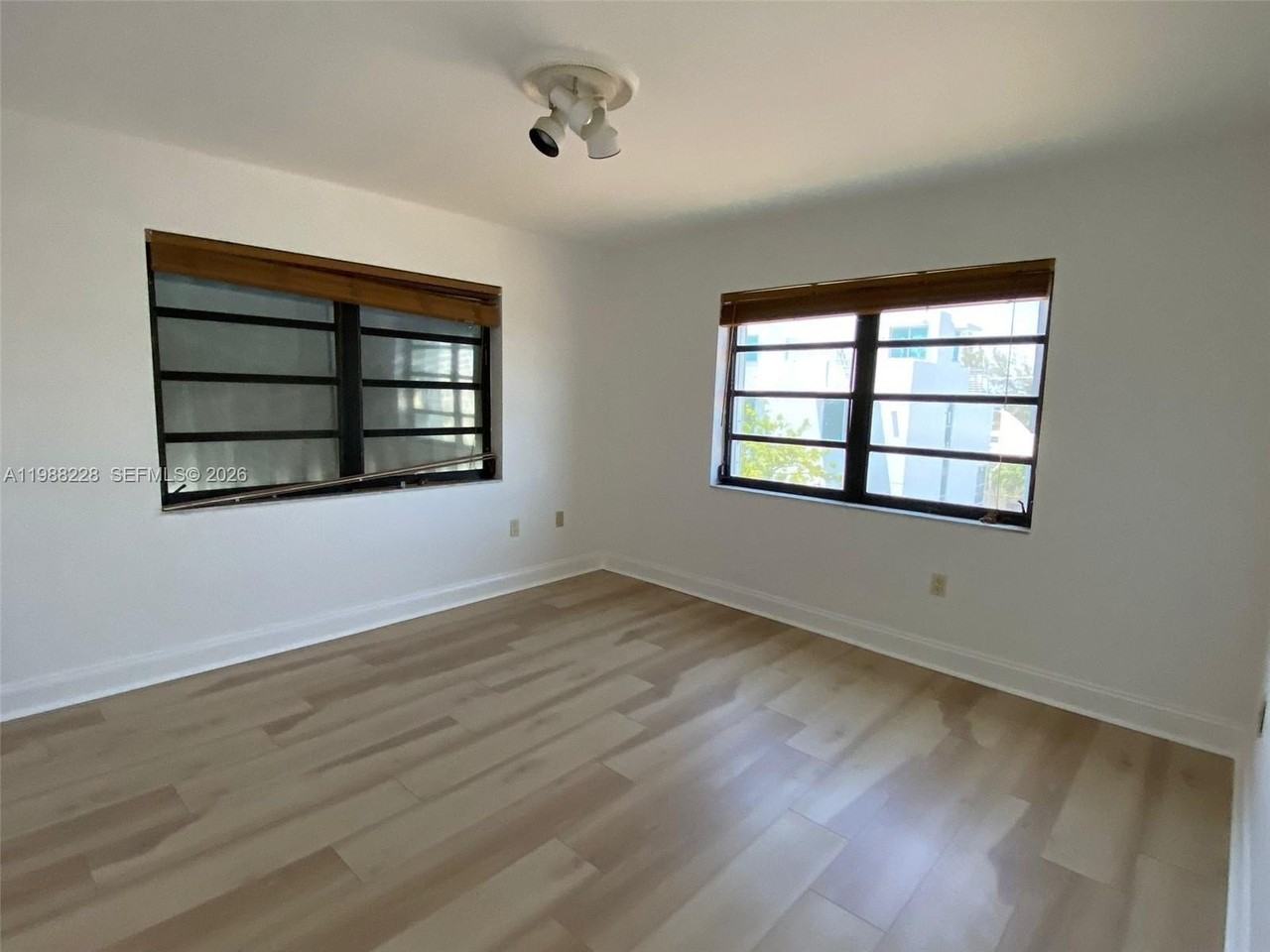 7626 Byron Ave #6 - Photo 7 of 19