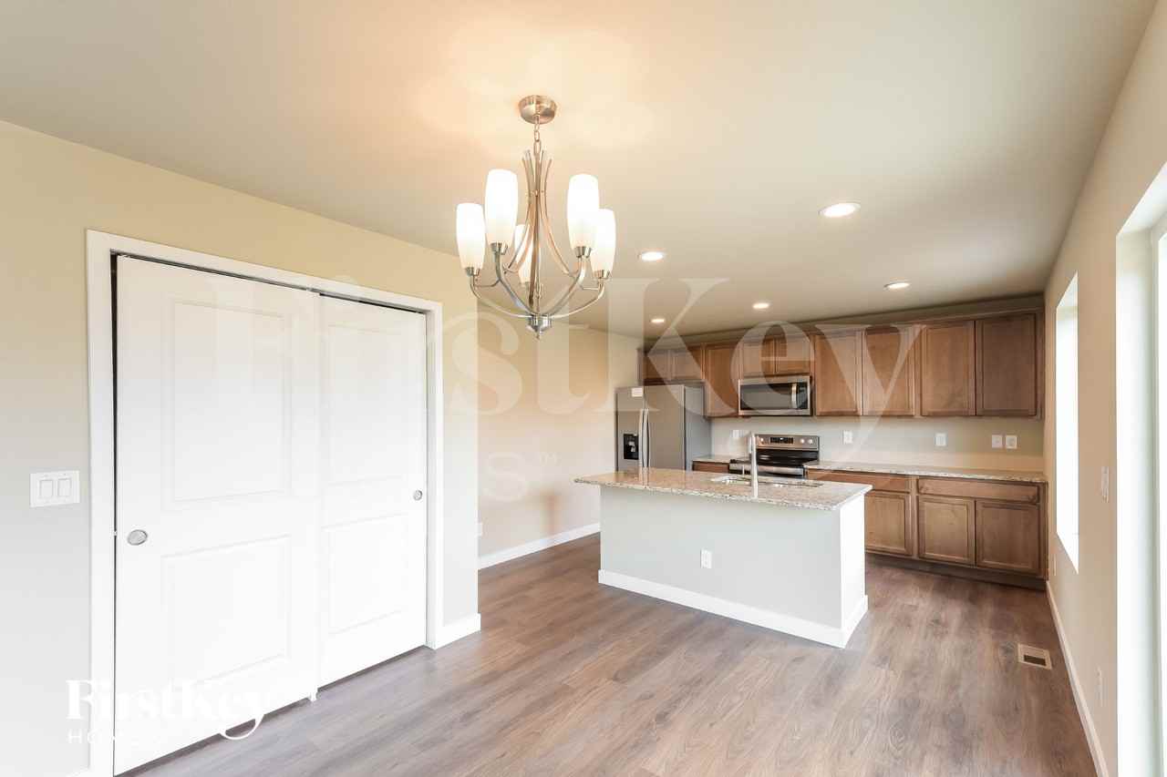 10352 Horton Dr - Photo 6 of 15