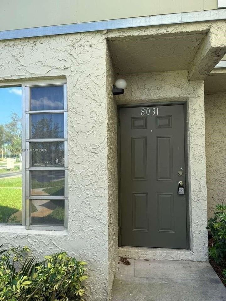 8031 Lagos De Campo Blvd #L3 - Photo 3 of 15