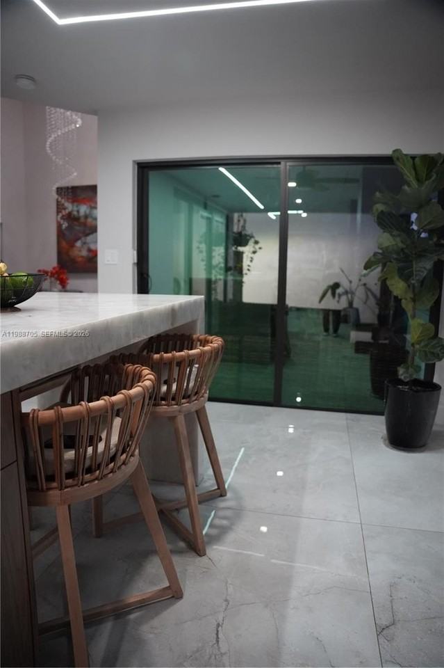 19262 Nw 89th Ave - Photo 5 of 20