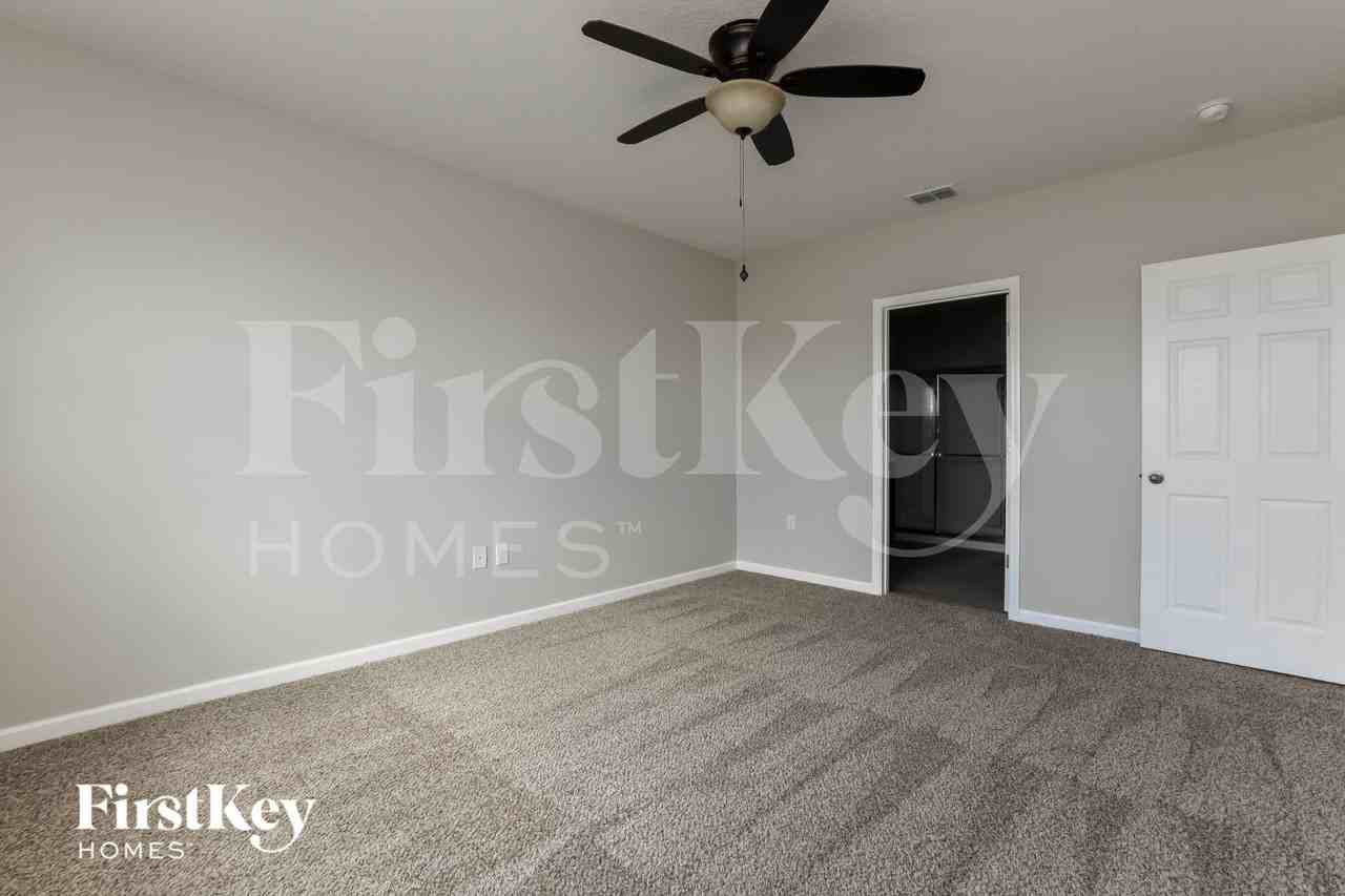 3738 Loggerhead Ln - Photo 6 of 15