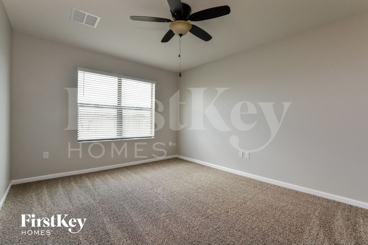 3738 Loggerhead Ln - Photo 7 of 15