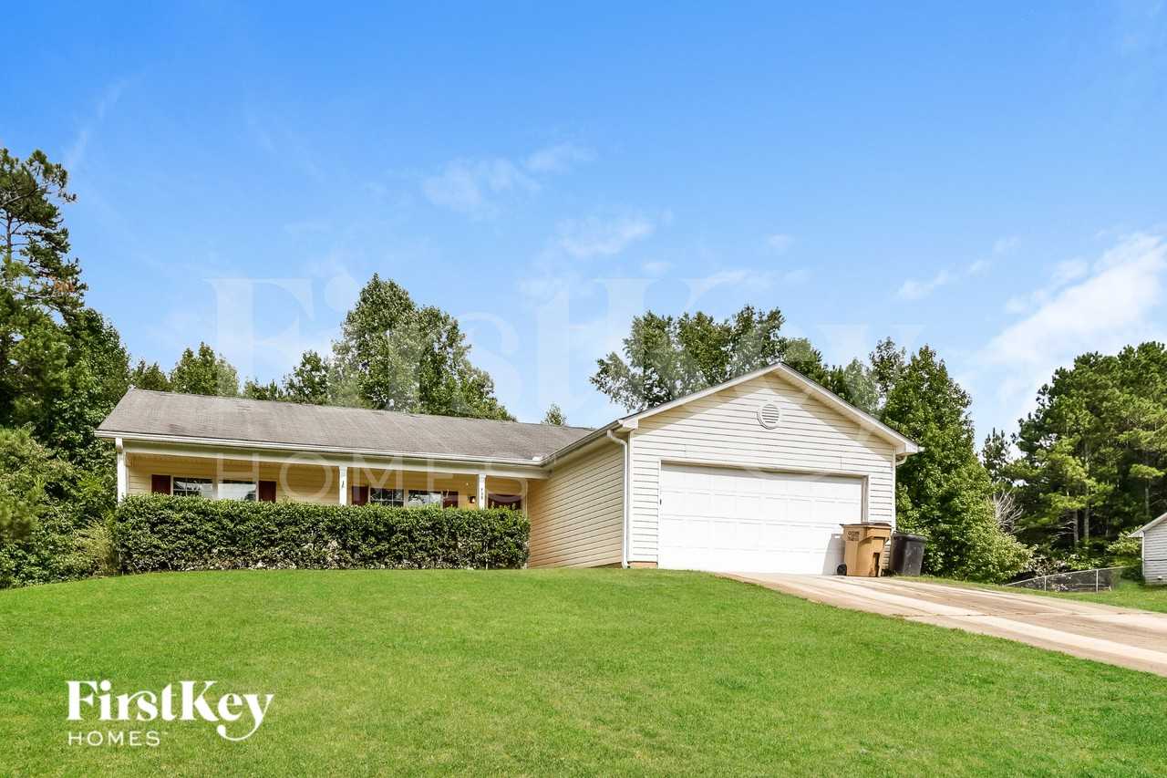 738 Trickle Ln - Photo 2 of 16