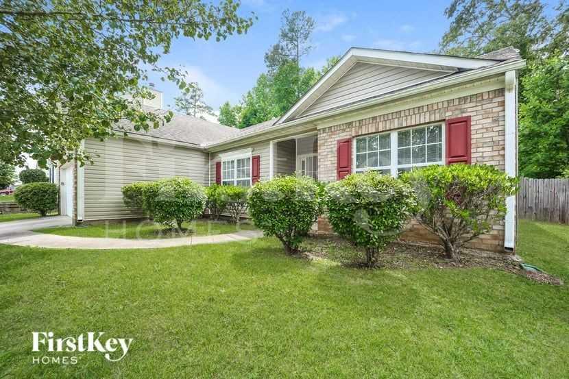 5713 Old Carriage Dr - Photo 2 of 16