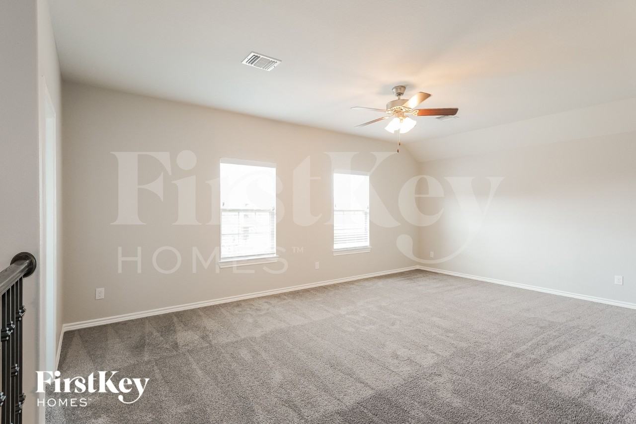 9714 Birdsnest Ct - Photo 7 of 15