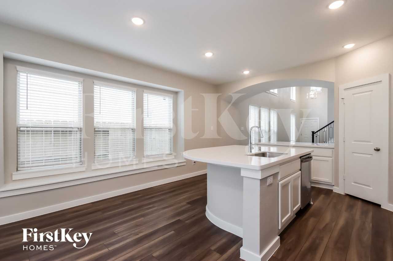 16411 Little Pine Creek Dr - Photo 6 of 15