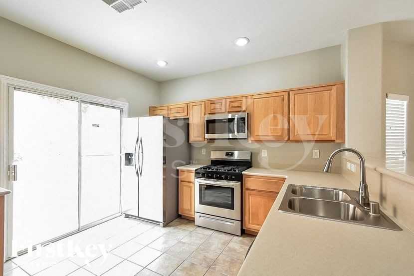 9317 Gracious Lady St - Photo 5 of 15