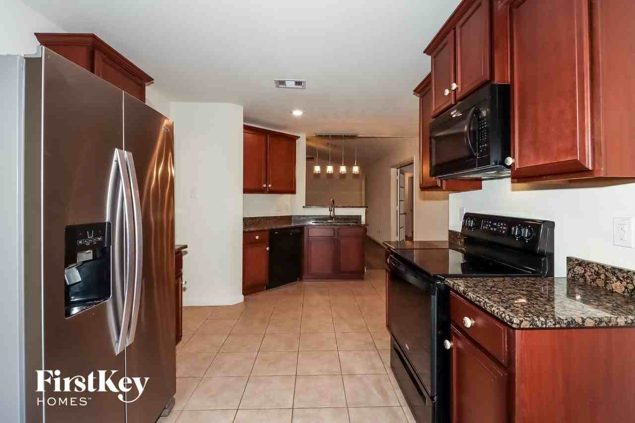 2301 Starboard Sail Dr - Photo 6 of 15