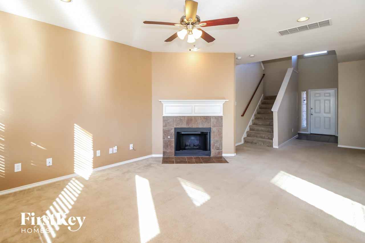 4532 Fir Dr - Photo 3 of 14