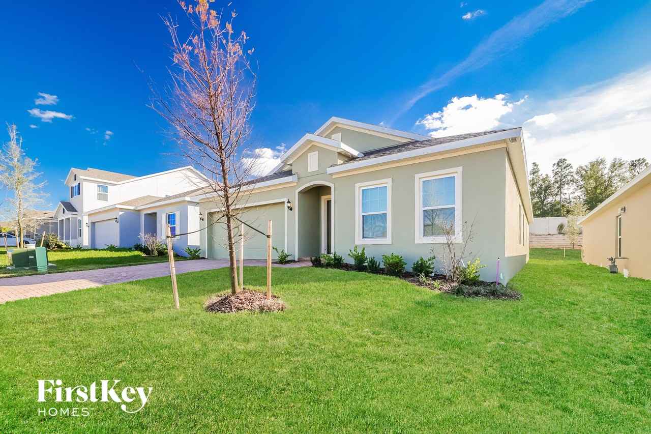 1100 Cavender Creek Rd - Photo 2 of 15