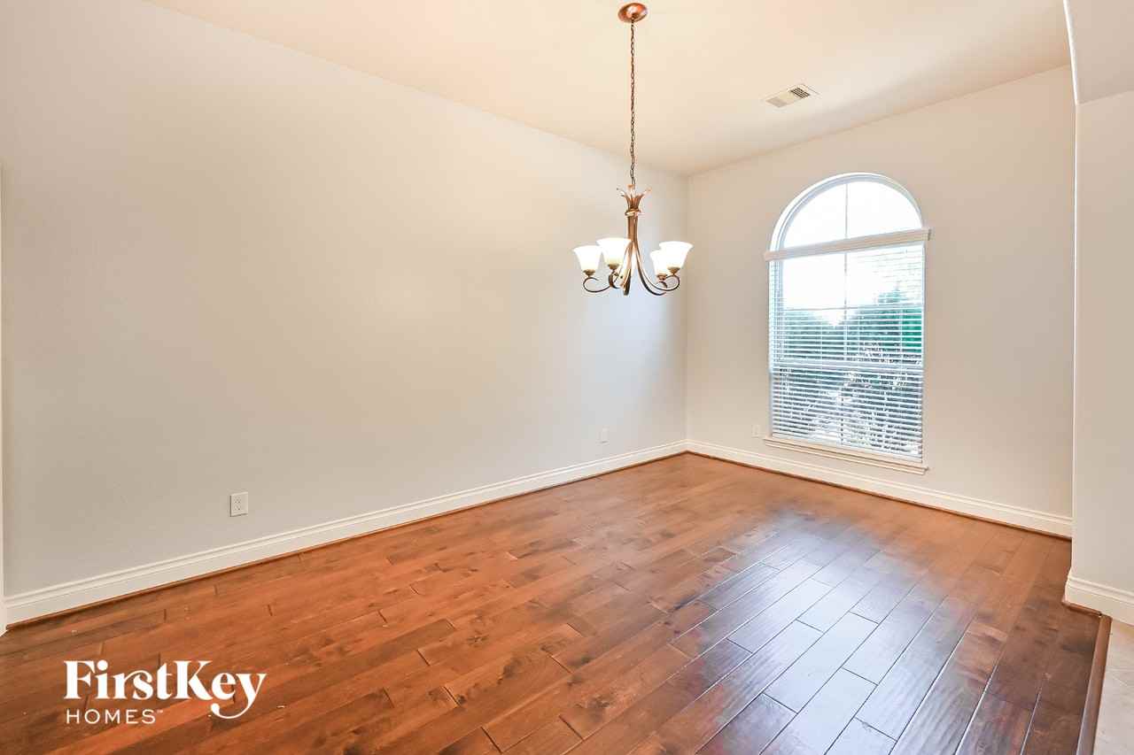 18631 Minden Oaks Dr - Photo 4 of 15