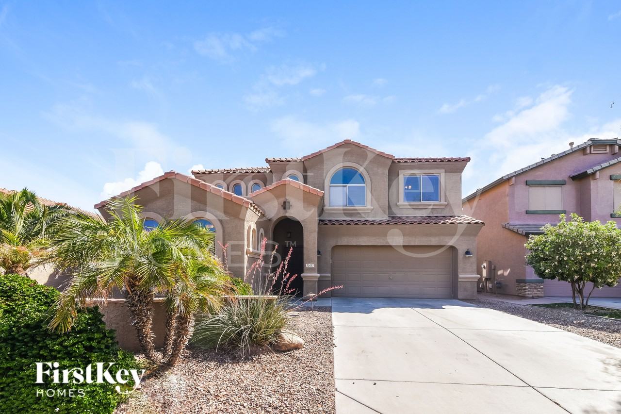 22427 N Vanderveen Way - Photo 2 of 16