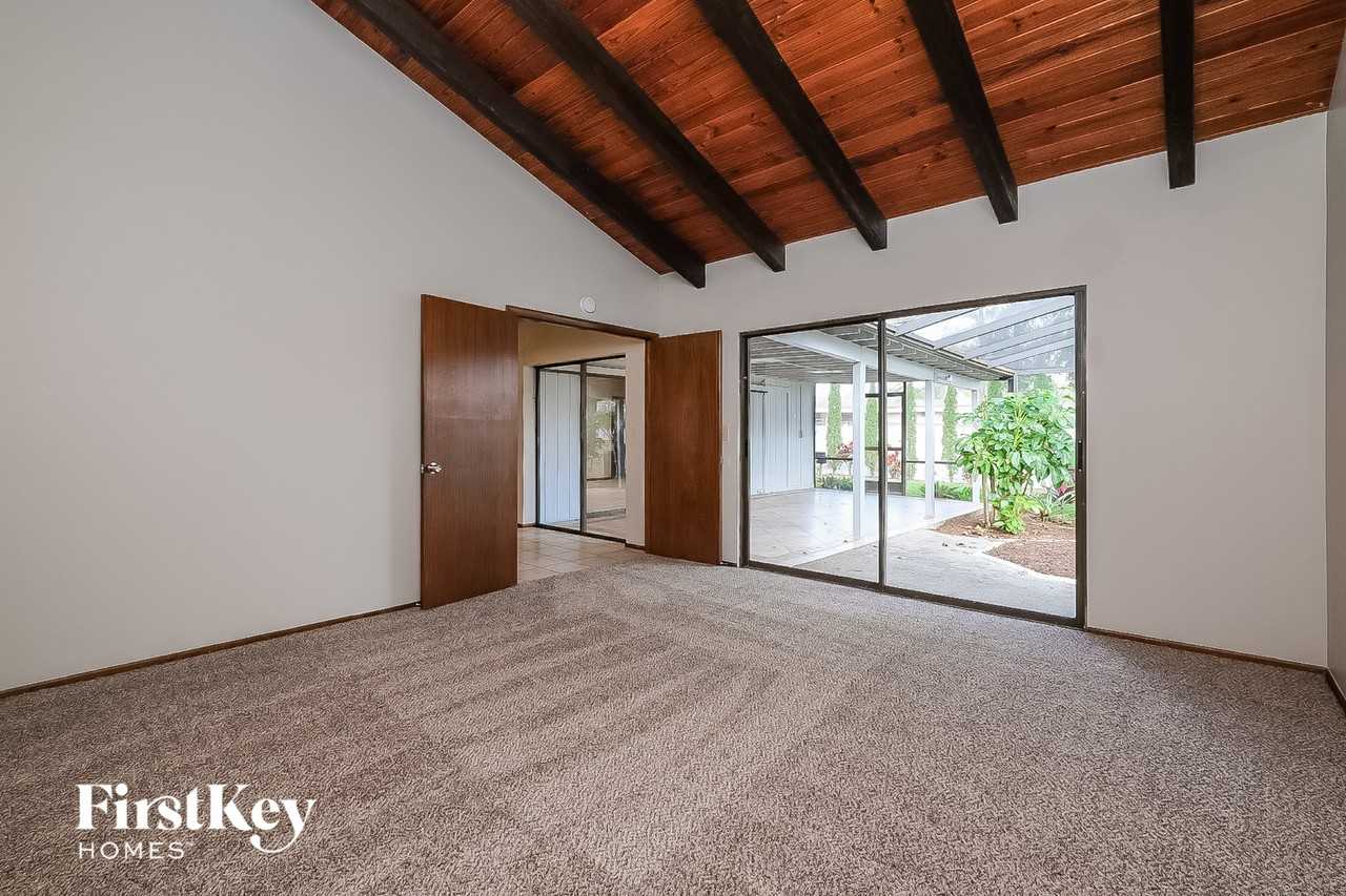 2918 Deer Run N - Photo 6 of 13