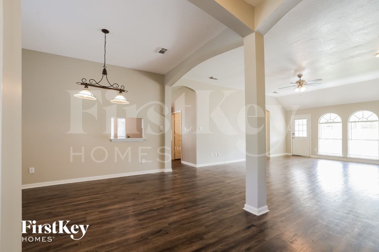 15722 E Astern Dr - Photo 4 of 16