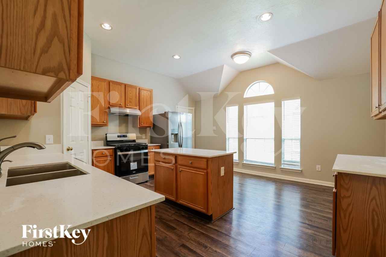 15722 E Astern Dr - Photo 5 of 16