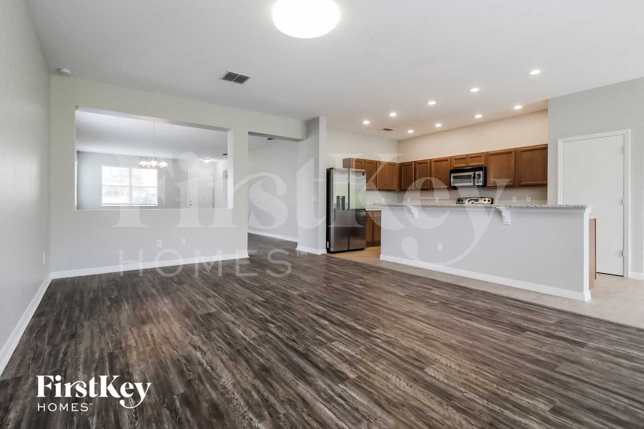 2796 Grassmoor Loop - Photo 5 of 15