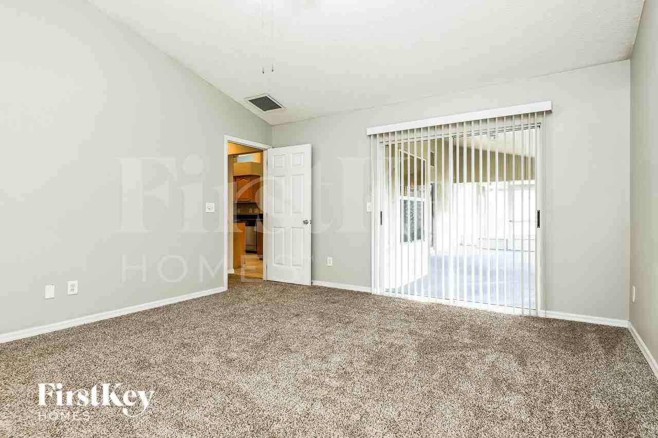 1012 Ginger Spice Ln - Photo 6 of 15