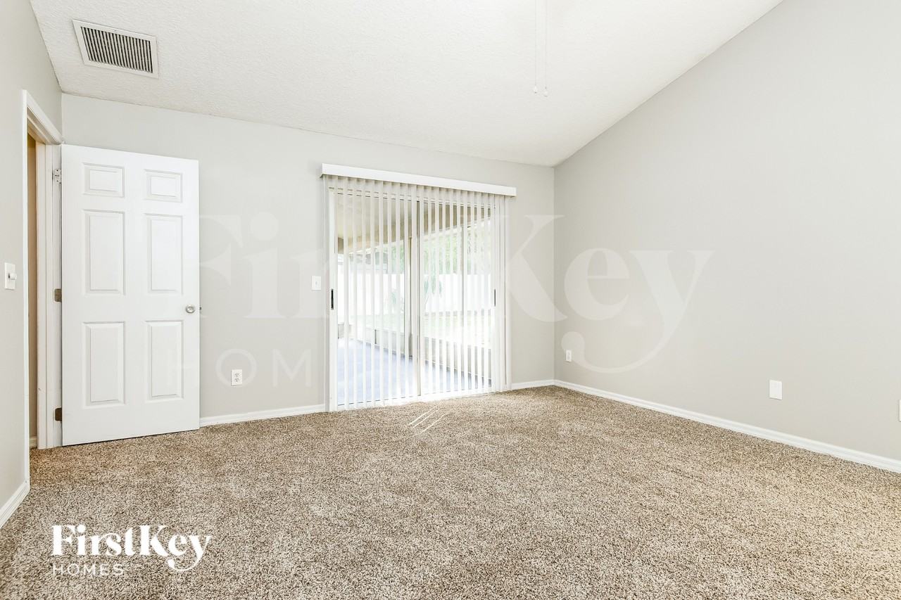 1012 Ginger Spice Ln - Photo 7 of 15