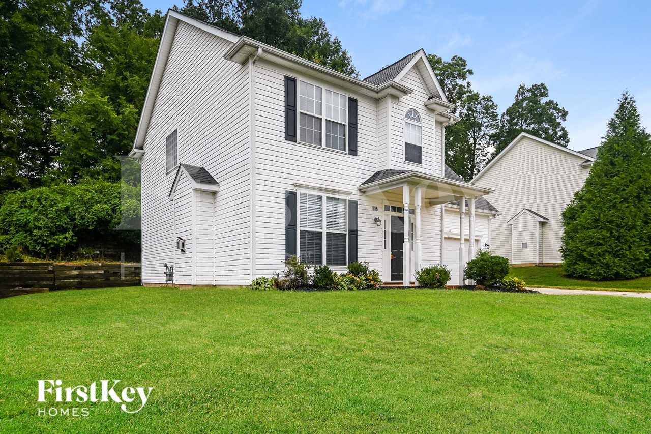 236 Patrick Ave Sw - Photo 2 of 18