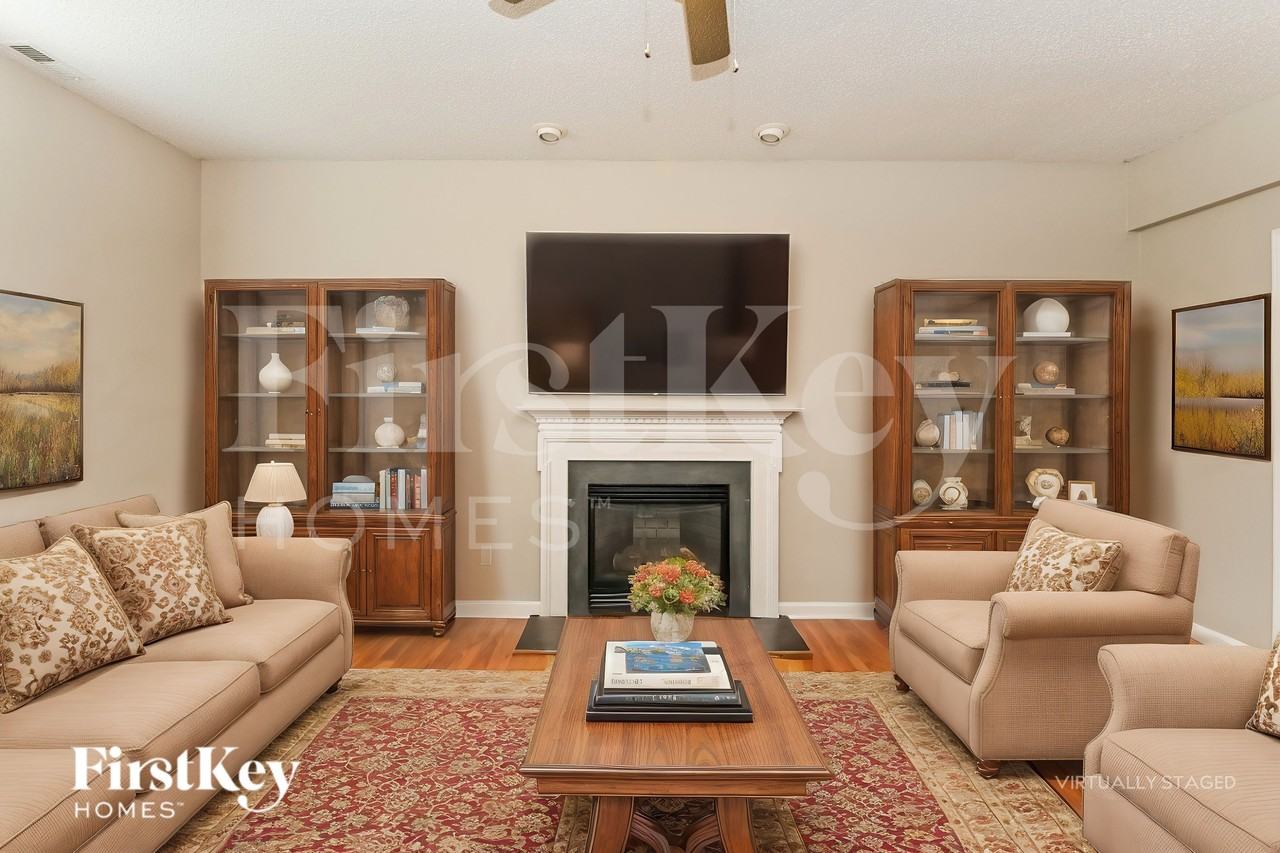 236 Patrick Ave Sw - Photo 4 of 18