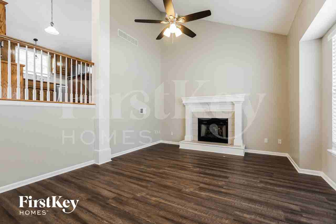 7016 N Bristol Ave - Photo 3 of 15