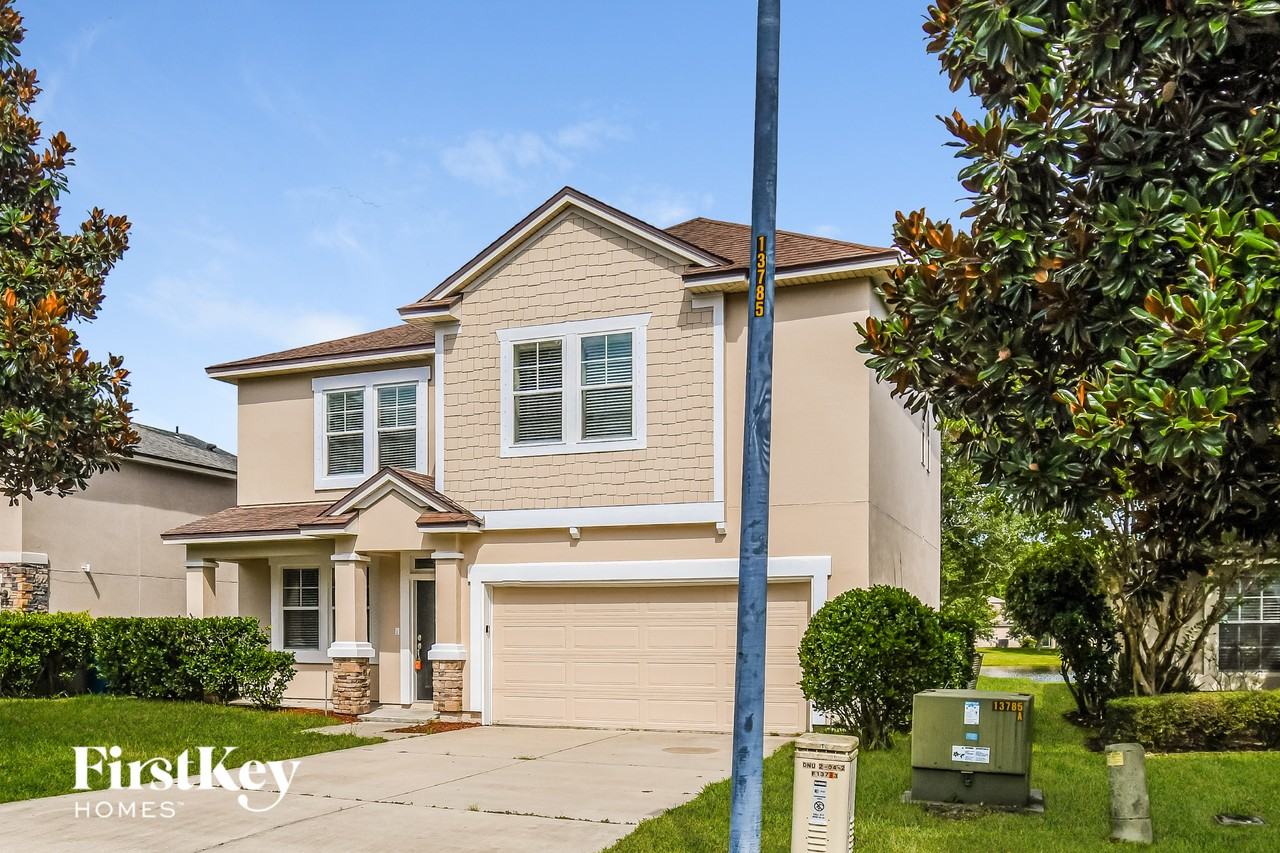 13789 Goodson Pl - Photo 2 of 15