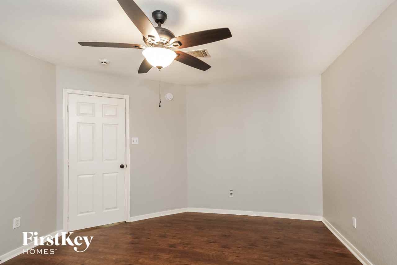 21538 Forest Colony Dr - Photo 7 of 15