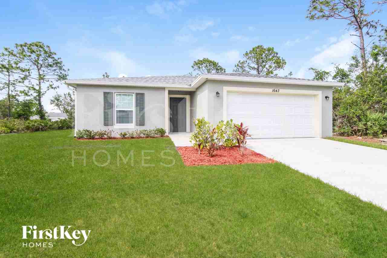 1643 Talavera St Se - Photo 2 of 15