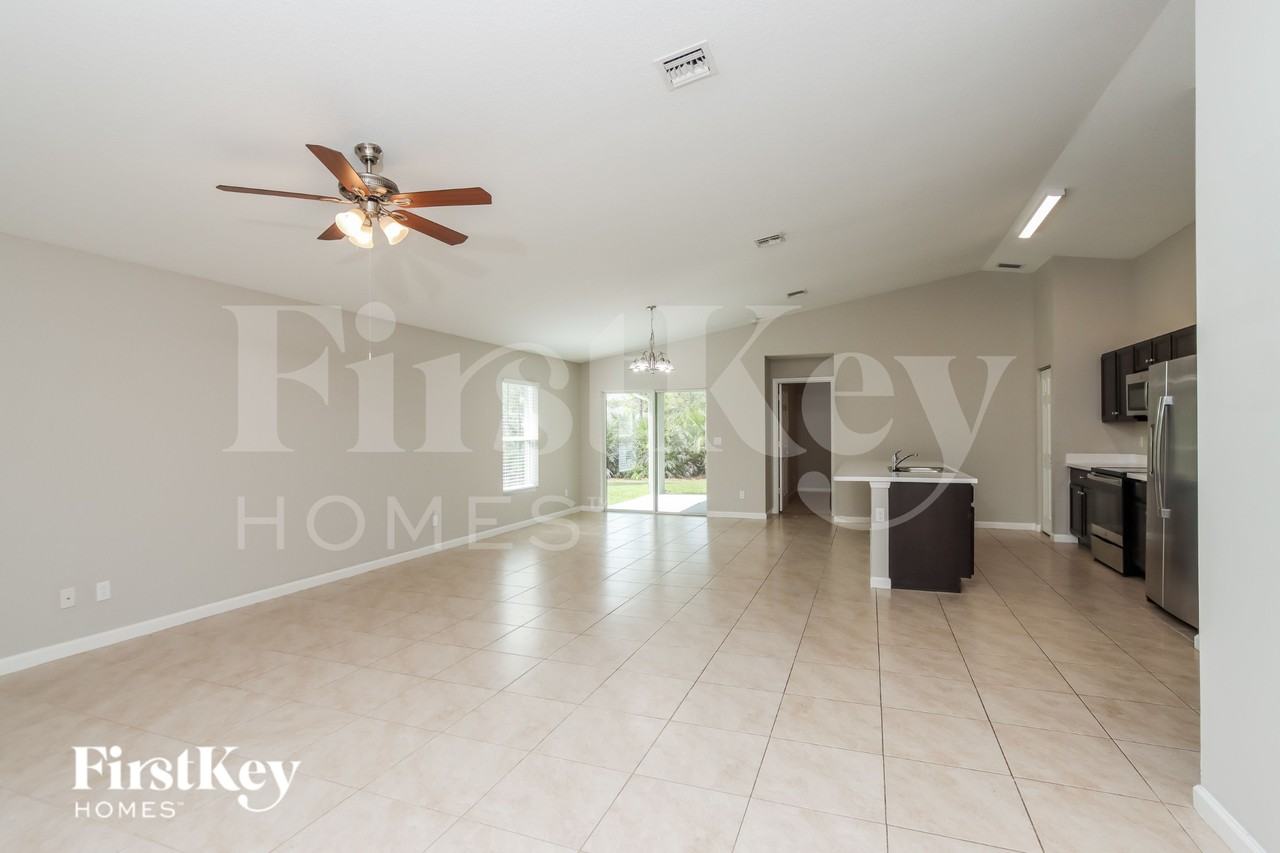 1643 Talavera St Se - Photo 3 of 15