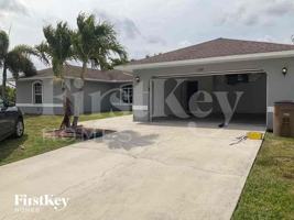 featured image of 2100 Sw 12th Ter